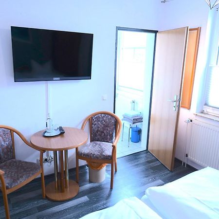 Hotel & Restaurant Am Bodden بوتبوس المظهر الخارجي الصورة