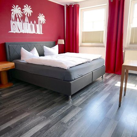Hotel & Restaurant Am Bodden بوتبوس المظهر الخارجي الصورة