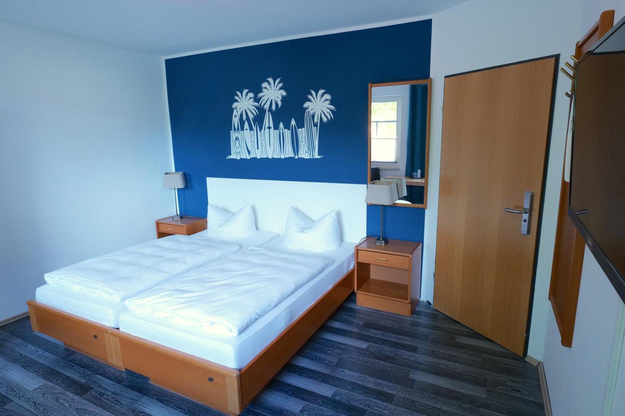 Hotel & Restaurant Am Bodden بوتبوس المظهر الخارجي الصورة