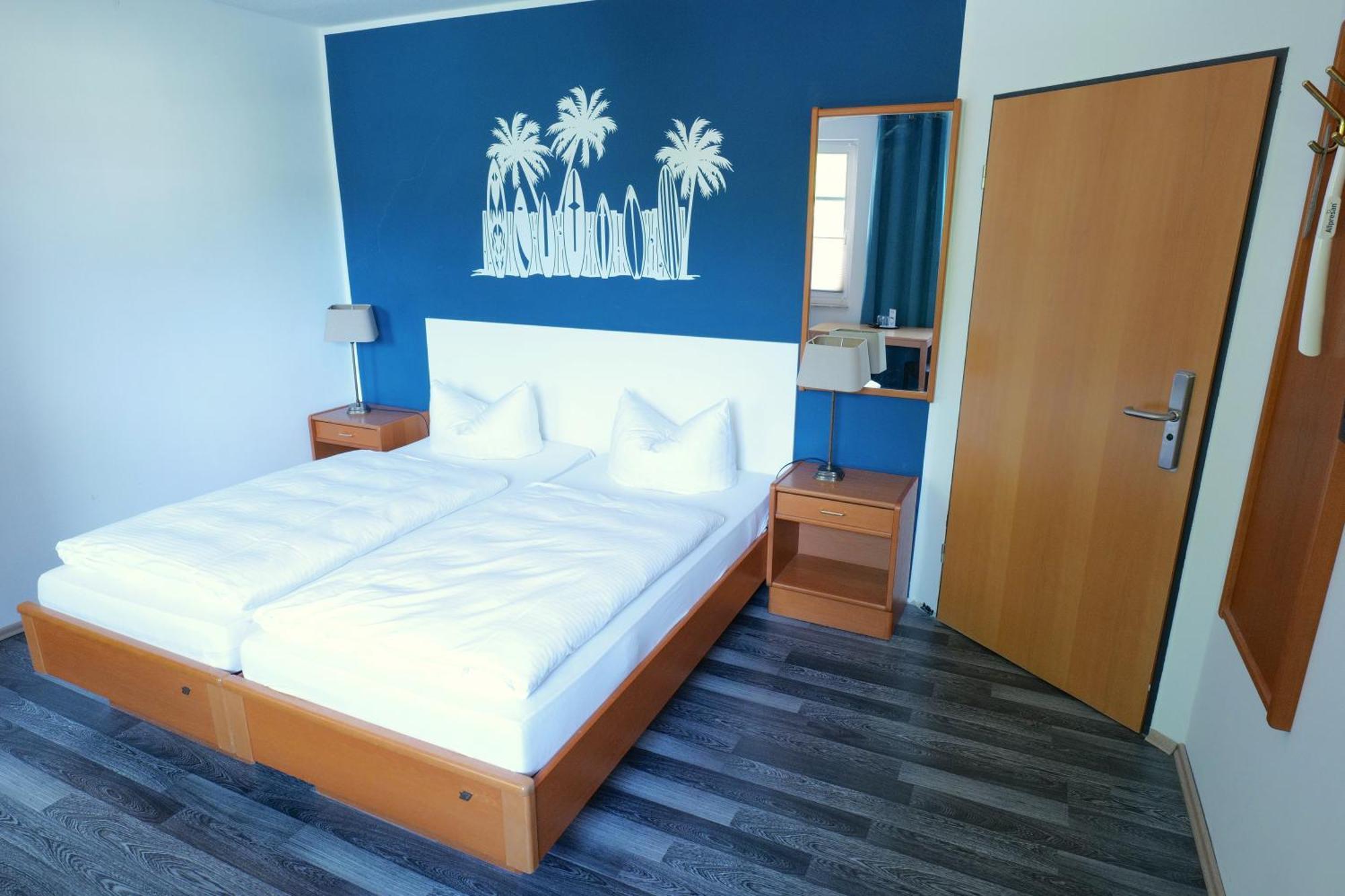 Hotel & Restaurant Am Bodden بوتبوس المظهر الخارجي الصورة