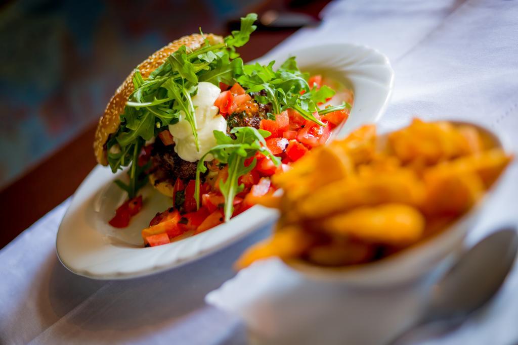 Hotel & Restaurant Am Bodden بوتبوس المظهر الخارجي الصورة