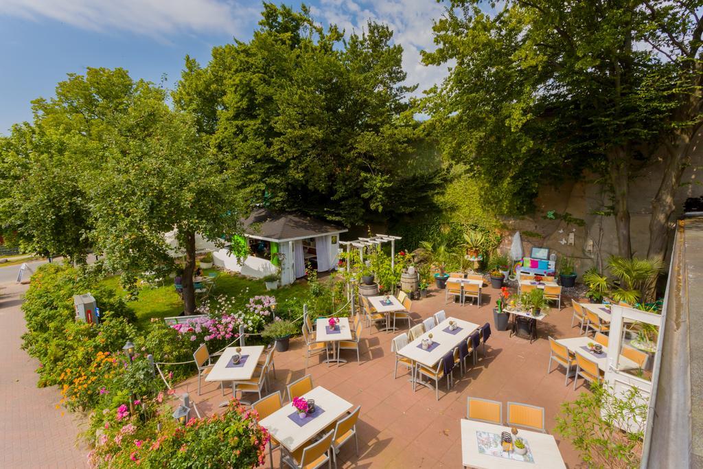 Hotel & Restaurant Am Bodden بوتبوس المظهر الخارجي الصورة