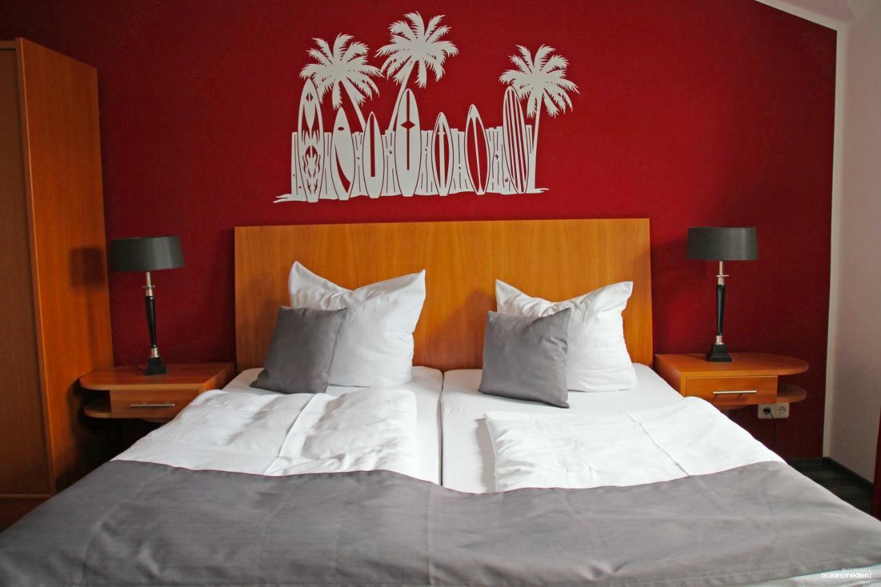 Hotel & Restaurant Am Bodden بوتبوس المظهر الخارجي الصورة